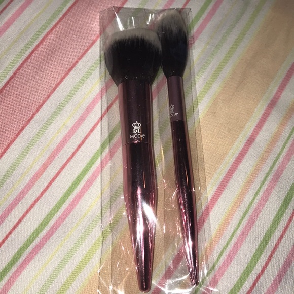 Sephora Other - Moda brushes. Set of 2, brand new. Never used. Sephora Other - Moda brushes. Set of 2, brand new. Never used.